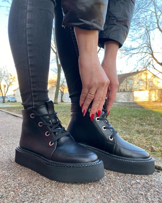 Демісезонні жіночі черевики з натуральної шкіри