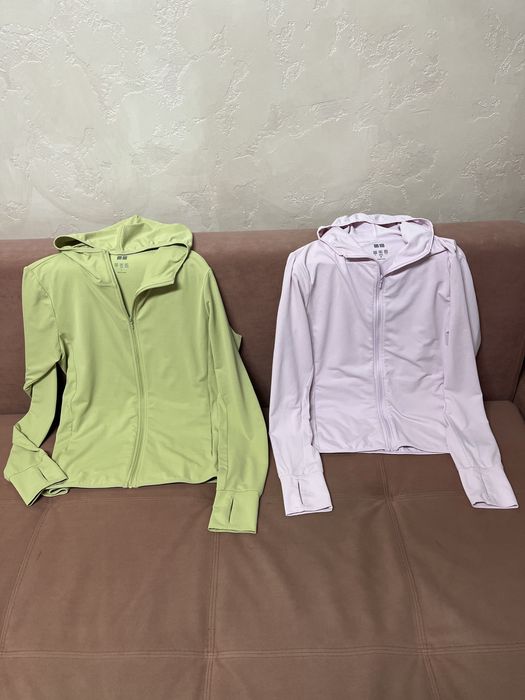 Uniqlo AIRism размер M ,L , зип - худи на молнии .