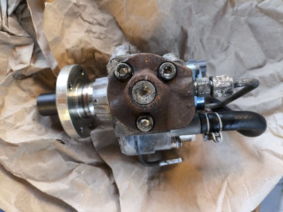 ТНВД Nissan Navara D40. Мотор YD25