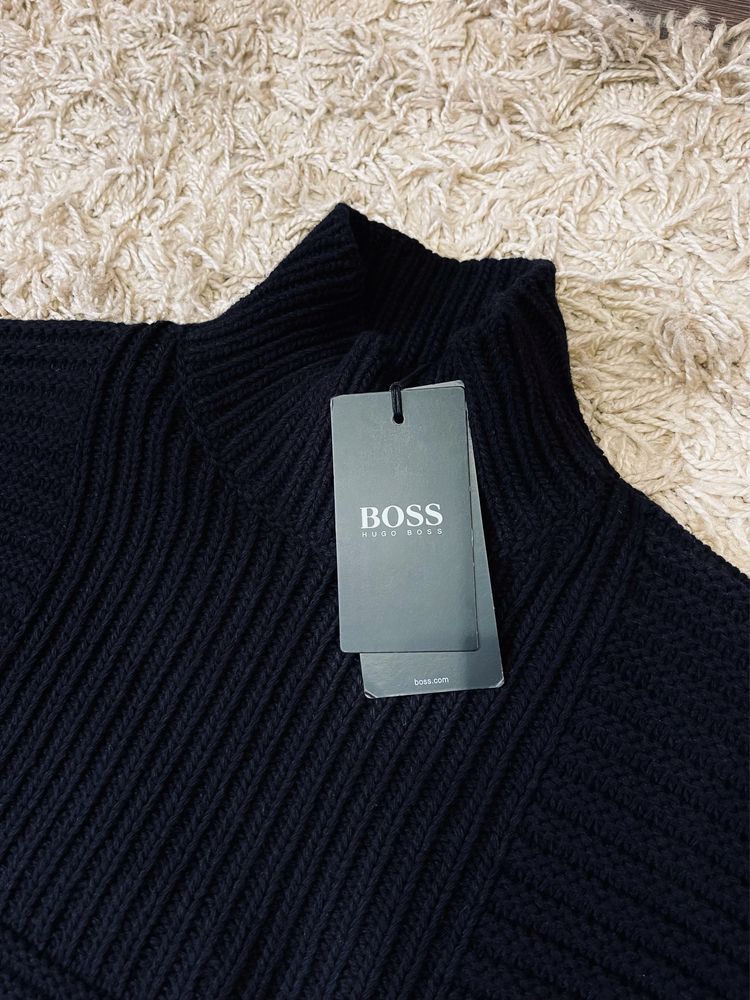Новый шерстяной вязаный свитер Hugo Boss оригинал ITALY