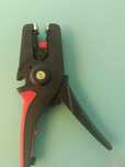 KNIPEX PreciStrip16
Szczypce automatyczne do ściągania izolacji