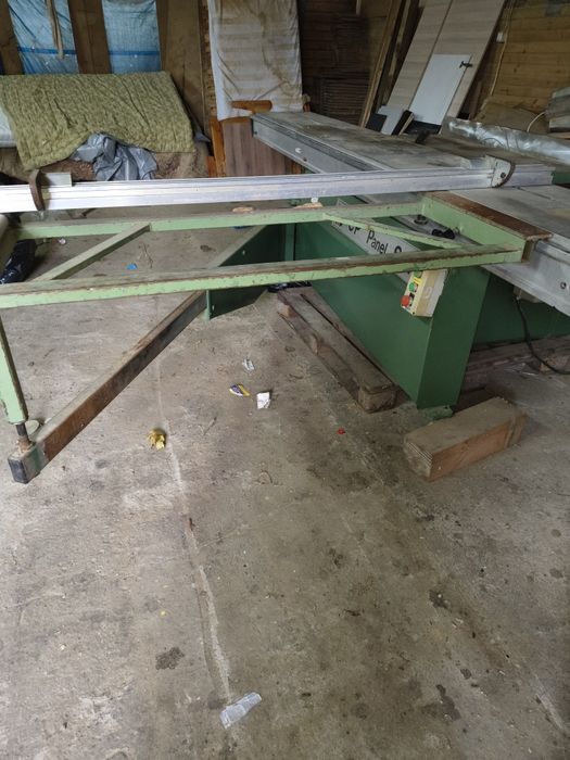 Piła formatowa z podcinakiem