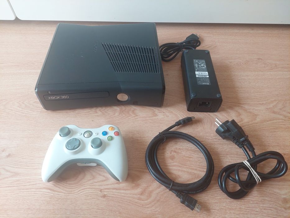 Xbox 360 Slim 4gb