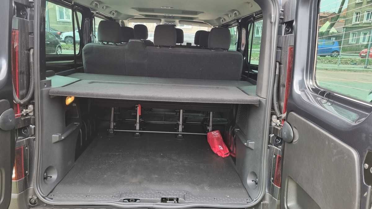 Bus 9 osobowy, do wynajęcia Renault Trafic 2,0, 150KM,  Long