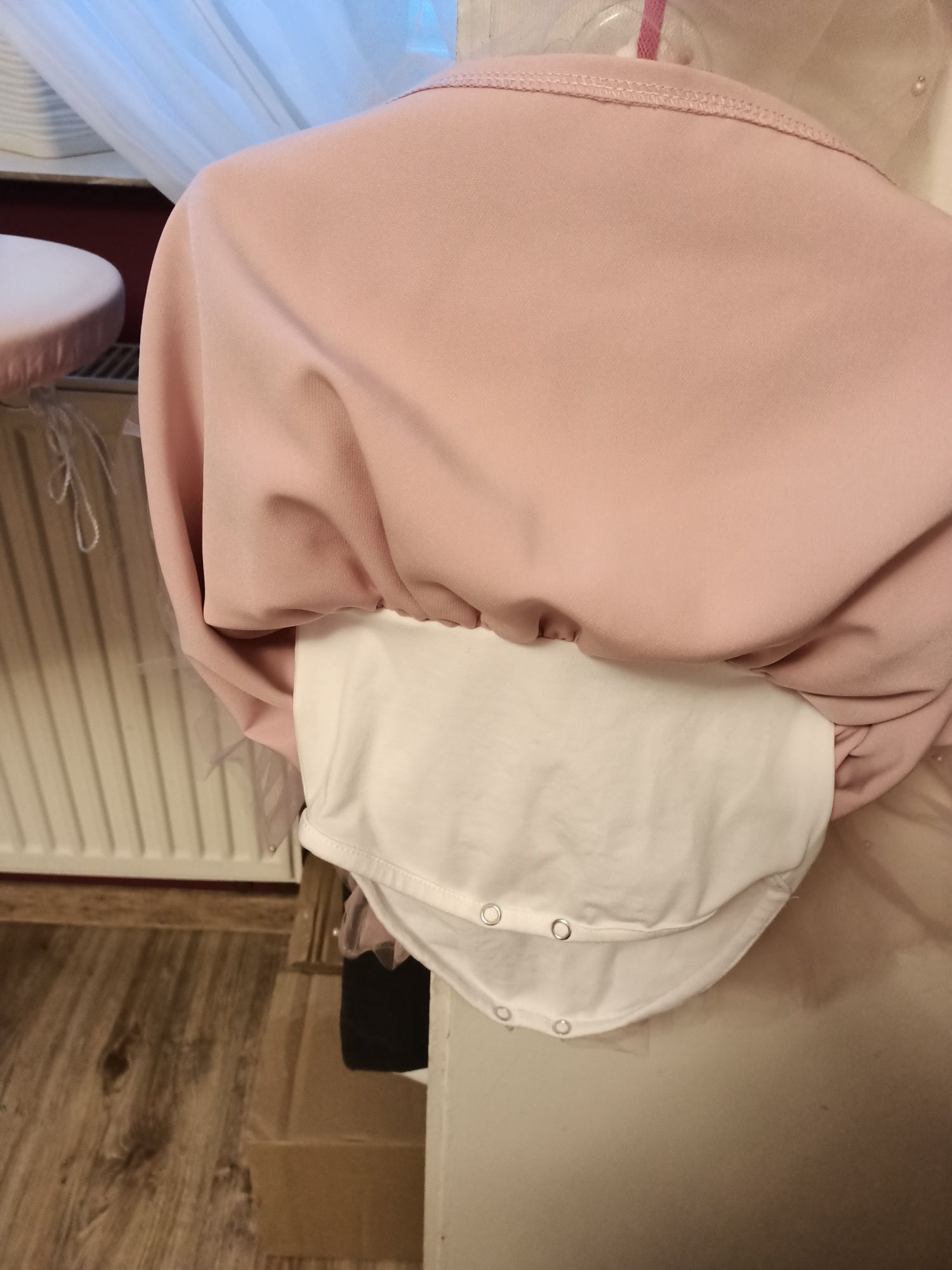Sukienka Sophie design White and Rose rozmiar 74/80 plus bolerko