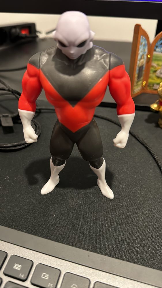 Jiren dragon ball kinder