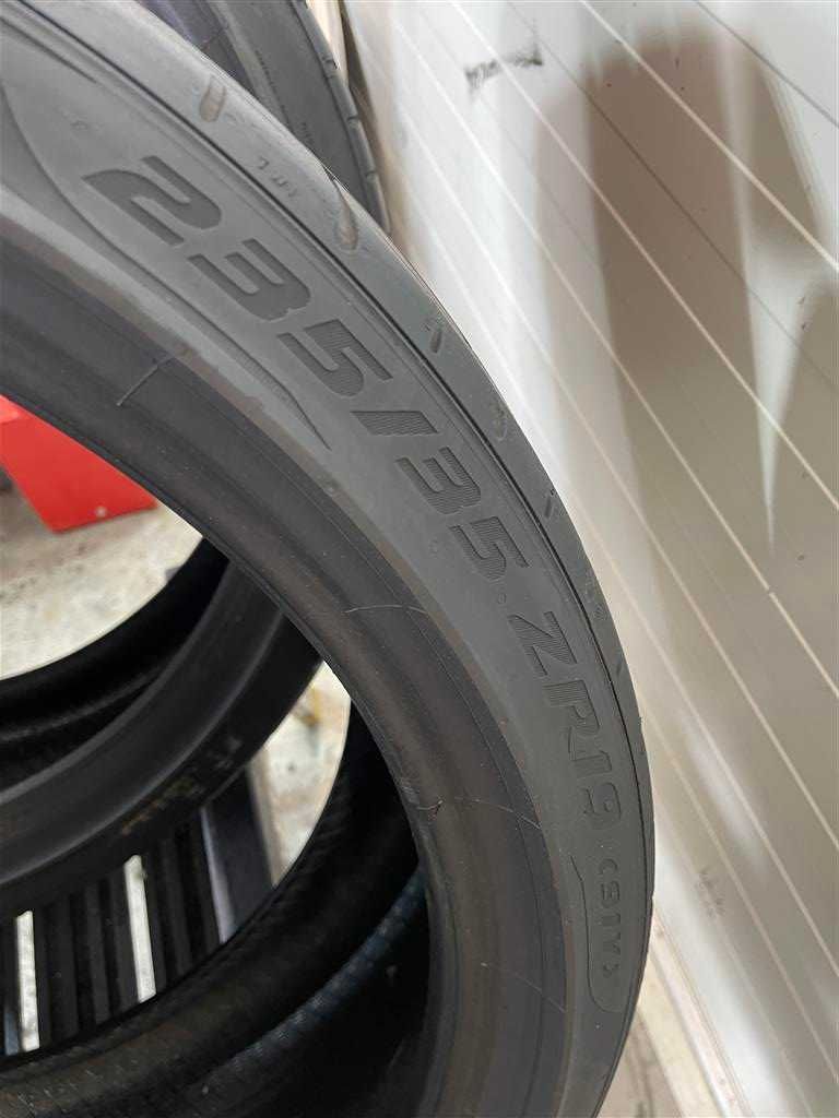 235 35 R19 Pirelli P Zero 91Y 5,5mm