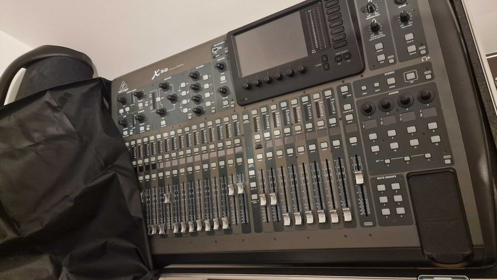 Behringer X32 Full + stagebox S32 + casy i bonusy stan sklepowy