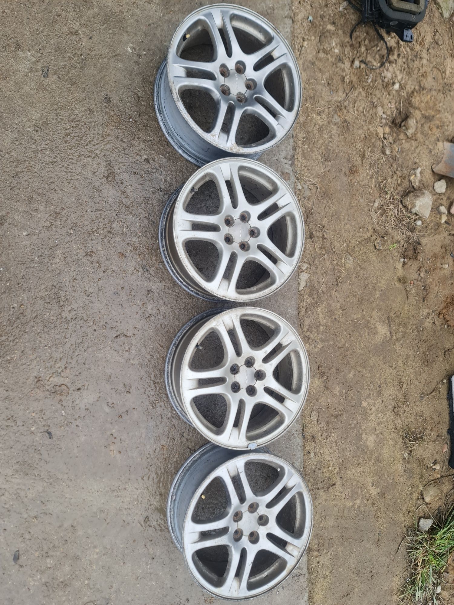Alufelgi subaru legacy b4 impreza . Orginalne japan lekkie . 17'