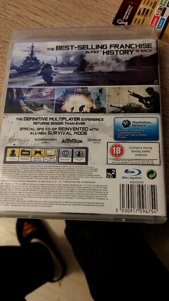Sprzedam grę na PS3 call of duty mw3.