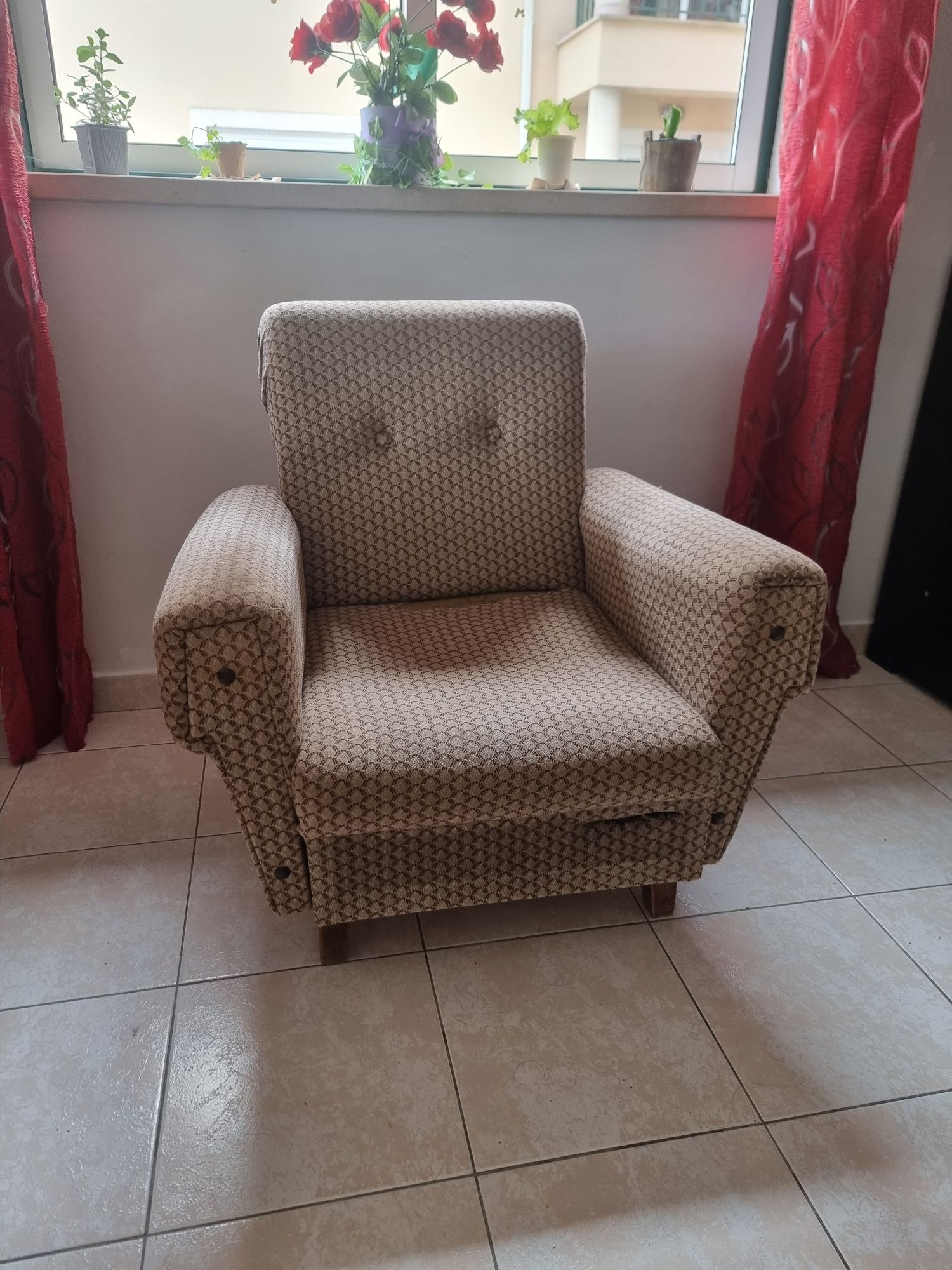 Sofa com Chaise-Longue + Poltrona