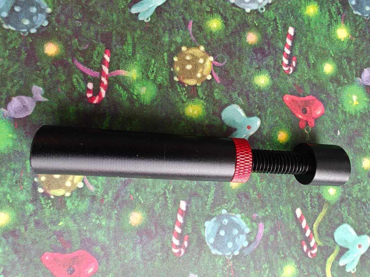 Держатель для видеокарты Teucer VC-16 до 195 мм Black Black-Red Silver