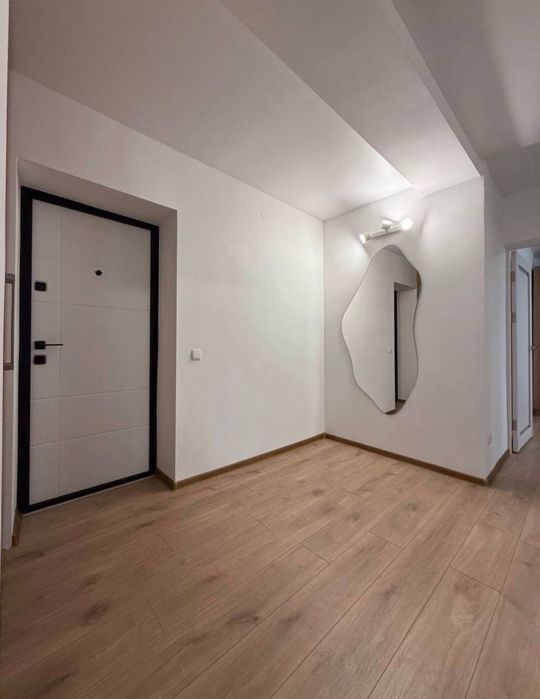 Продаж 2-кім квартири, ТЦ Майдан