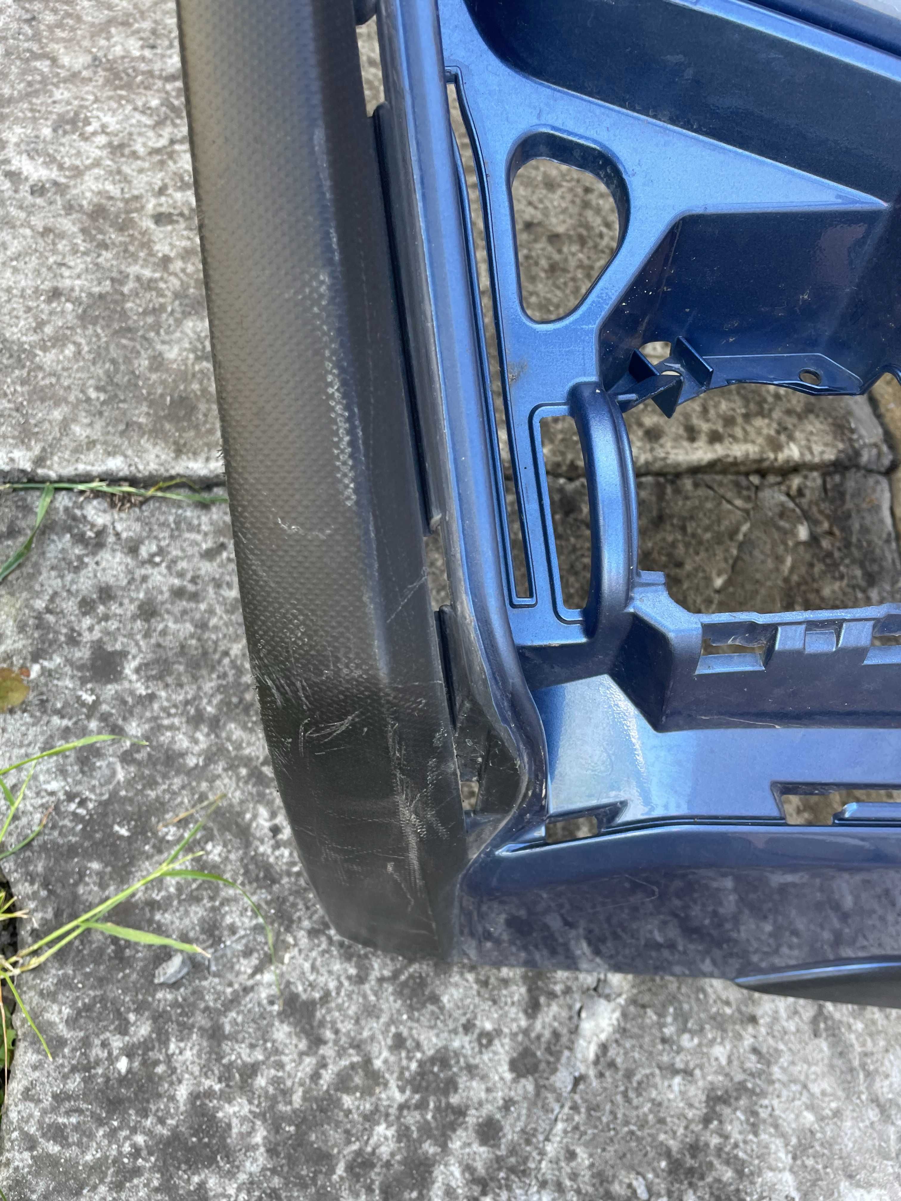 Бампер передний Subaru XV 17р- бампер передній Субару ХВ 57704FL010