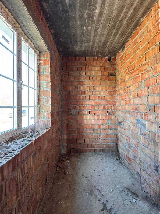 Продаж окремостоячого будинку біля лісу у с. Бірки