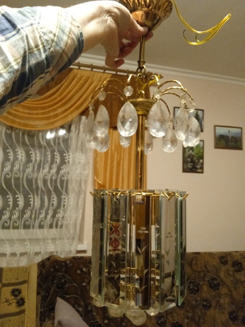 Світильник на один цоколь