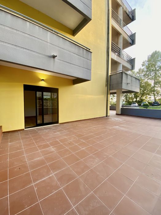Apartamento T2 Abrantes com Terraço/Garagem