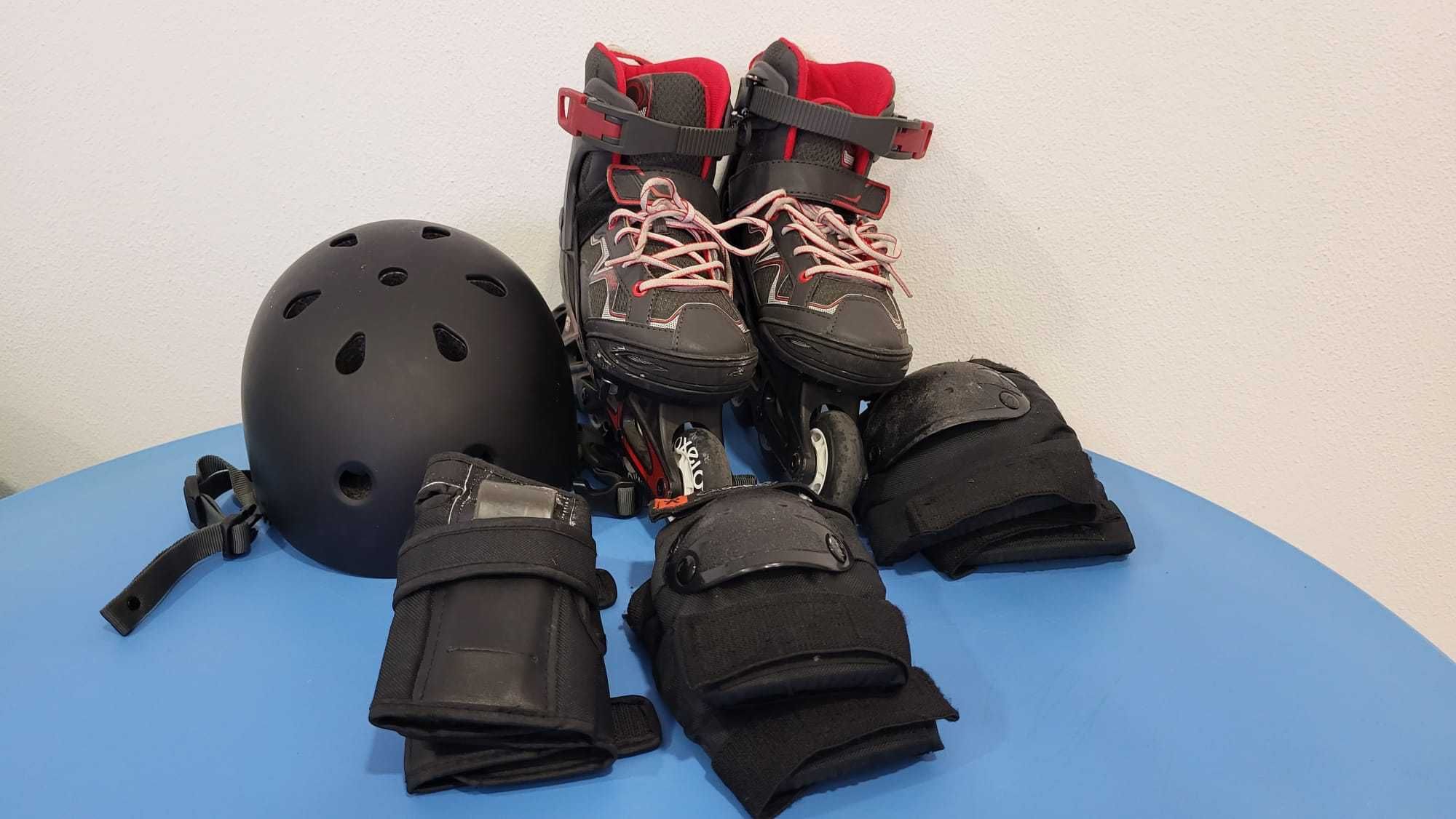 Patins em linha, capacete, cotoveleiras, joelheiras e proteção de mãos