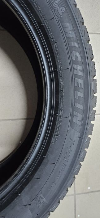 Opony zimowe 255/50 R20