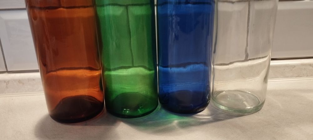 4 sztuki Butelek szklanych pojemności 0,75 l z czasów PRL-u - Vintage