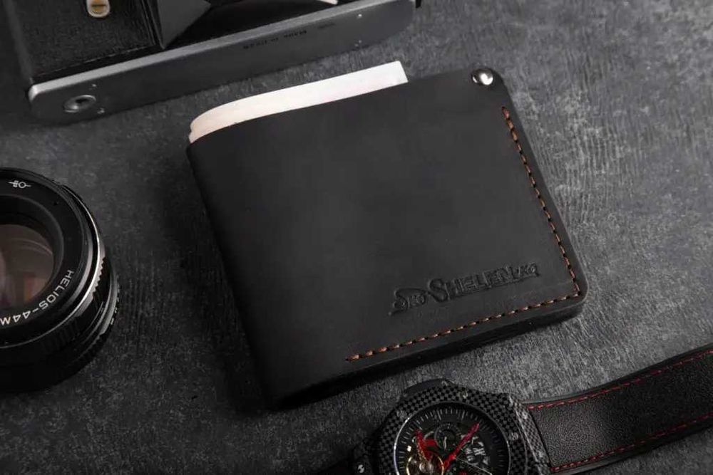 Чоловічий гаманець з натуральної шкіри з монетницею Hudson BLK чорний