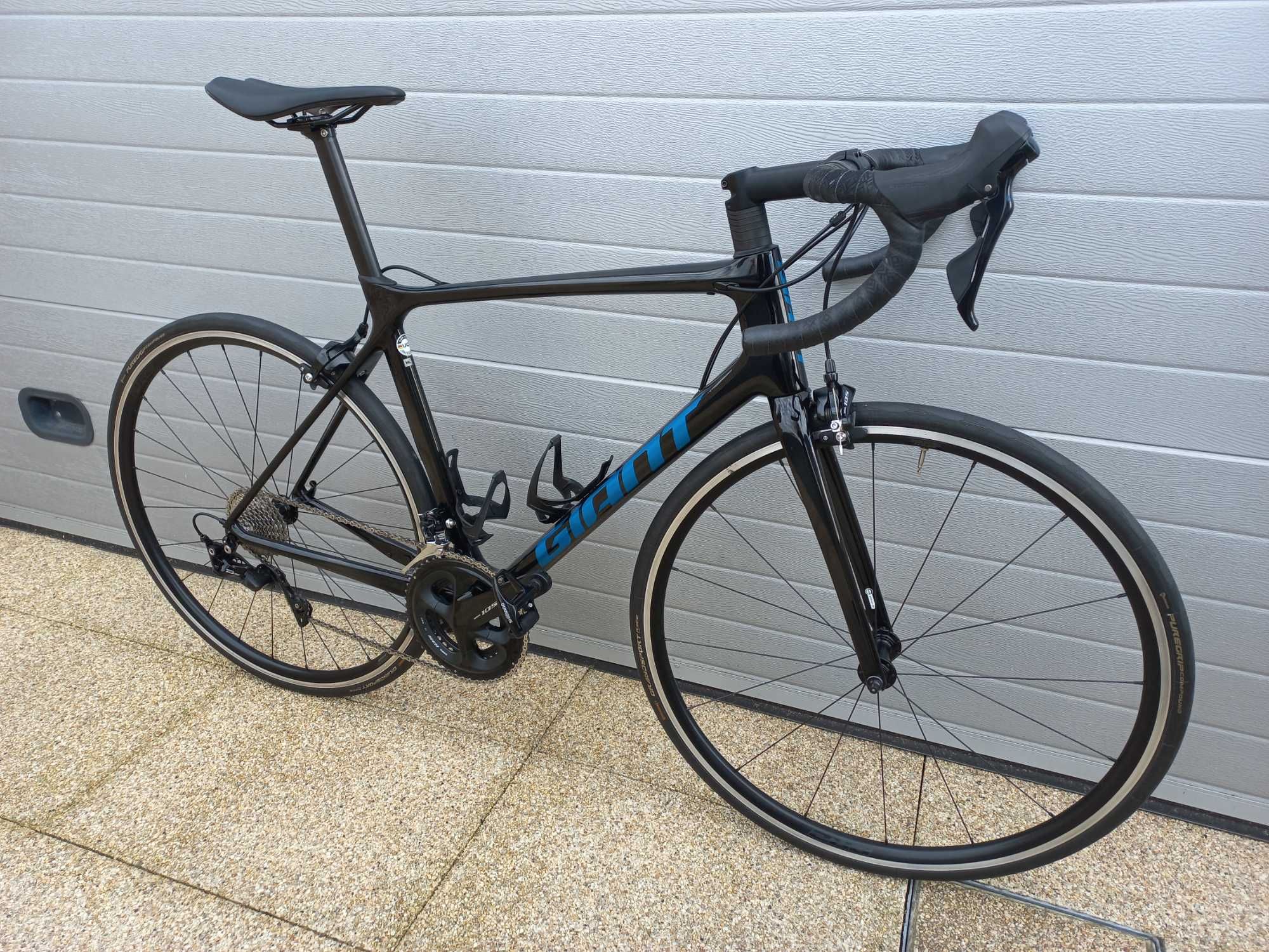 Giant TCR estrada