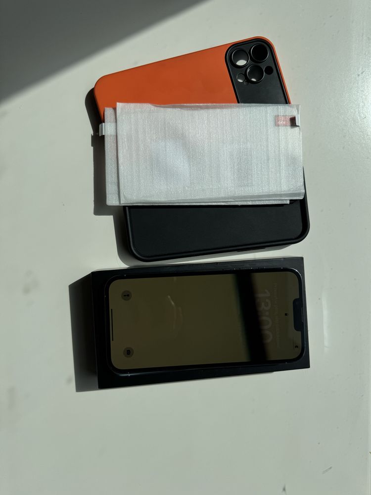 Iphone 13 PRO MAX 256gb plus 2x etui 2x szkło JAK NOWY