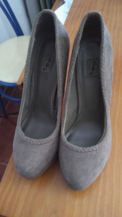 Salto alto Stradivarius