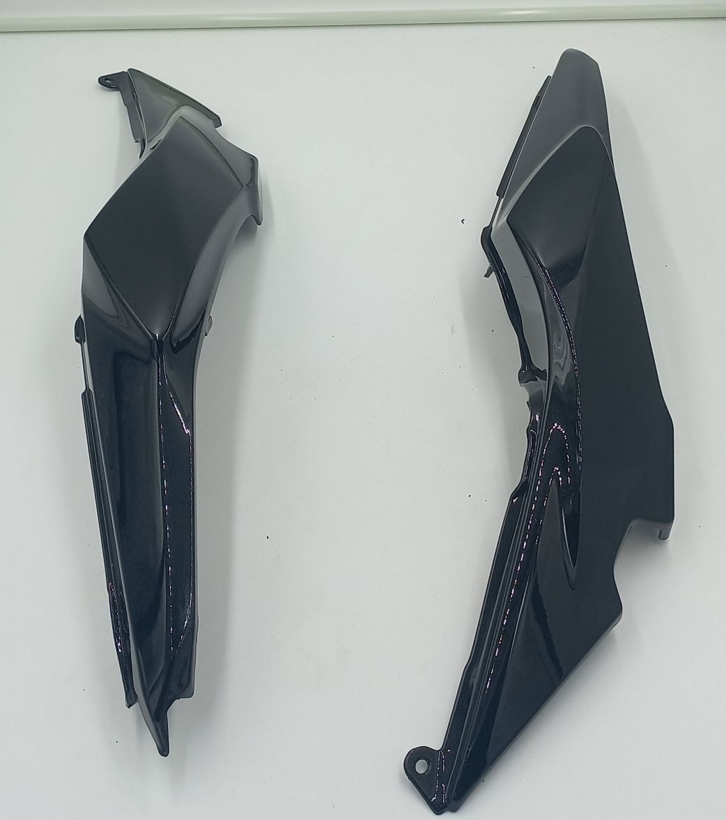 kawasaki z650 ninja650 ogon zadupek owiewka czarny metalik  L P
