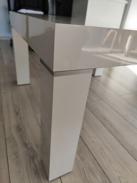 Stół Hubertus stolik kawowy 80x80 biały połysk Gliwice