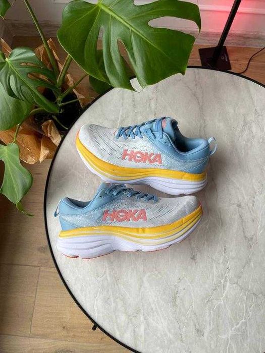 (ОРИГІНАЛ) Кросівки HOKA Bondi 8 40 розмір