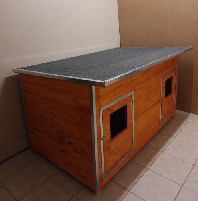Casota dupla para cães