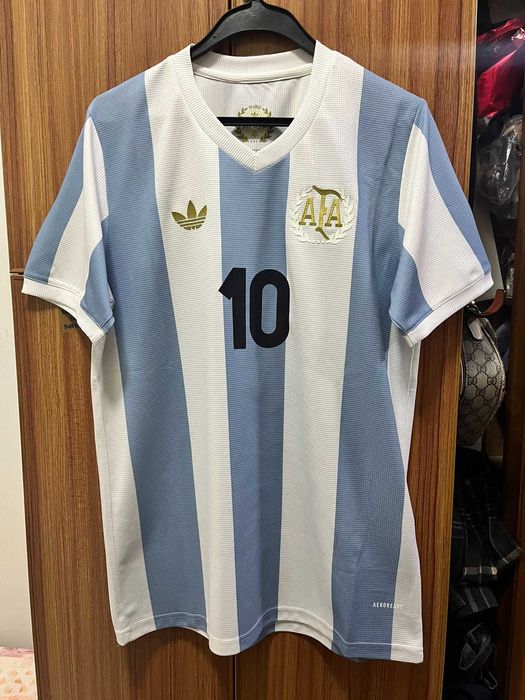 Nowość: Koszulka z okazji 50. rocznicy reprezentacji Argentyny Messi M