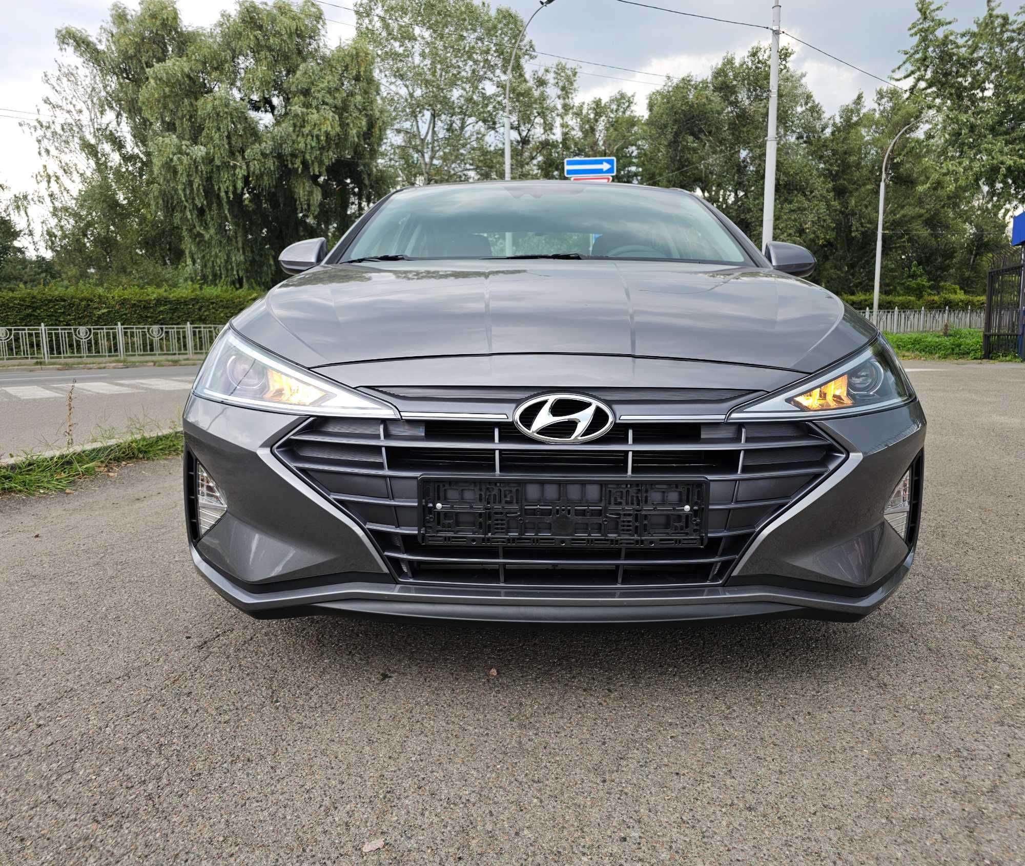 Hyundai Elantra SE 2019