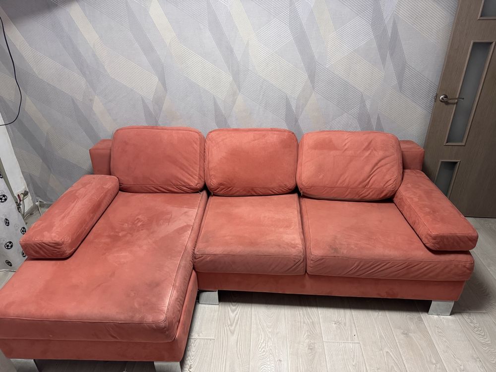 Диван мякий кутовий