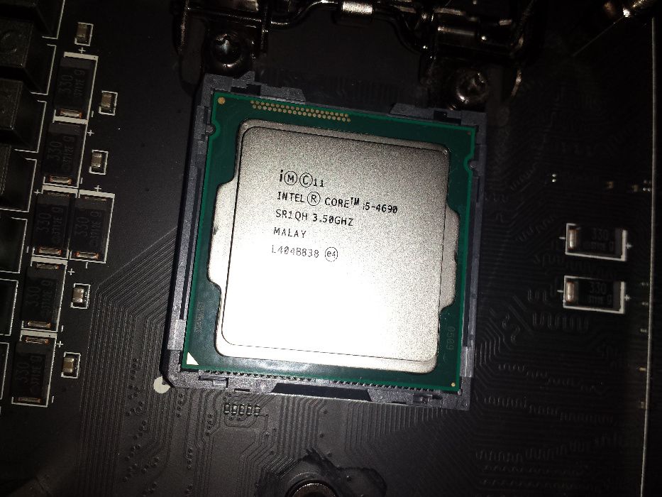 Intel i5-4690 (3.5 Ghz) - Processador (CPU) - Socket (LGA) 1150 (5)