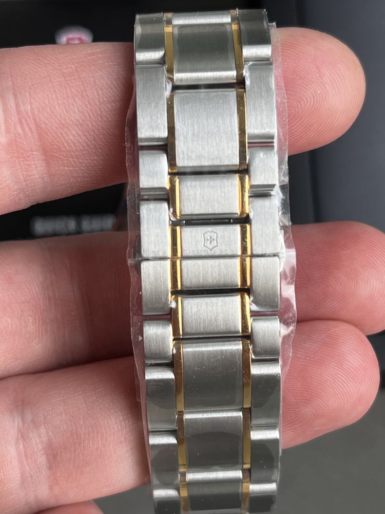 Швейцарские механические часы Victorinox Alliance Automatic 241874