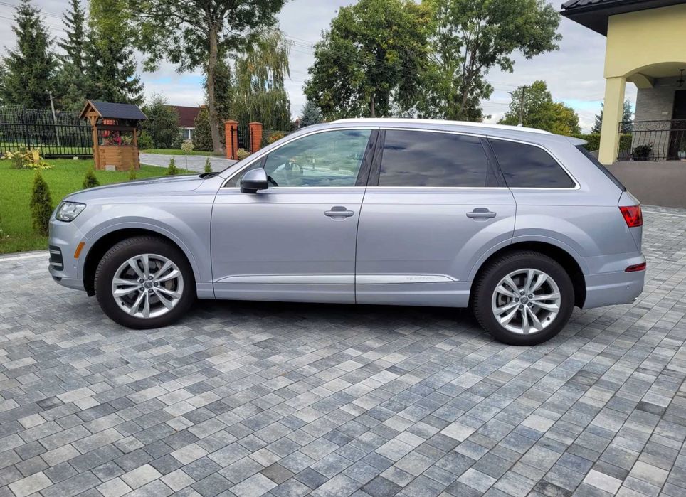 Audi Q7 Premium Plus 2019 року