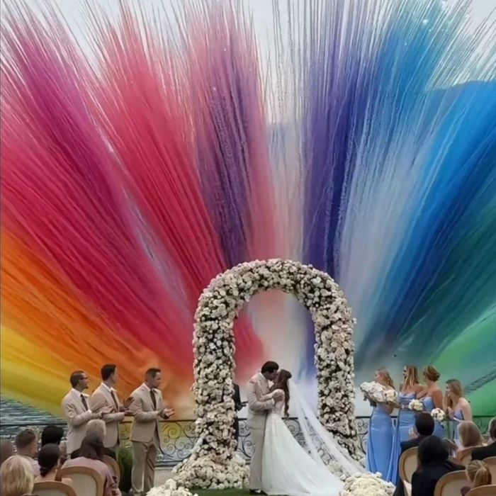Kolorowe Miny Dymne Wystrzały Wesele Ślub Fontanny Iskier Baby Shower