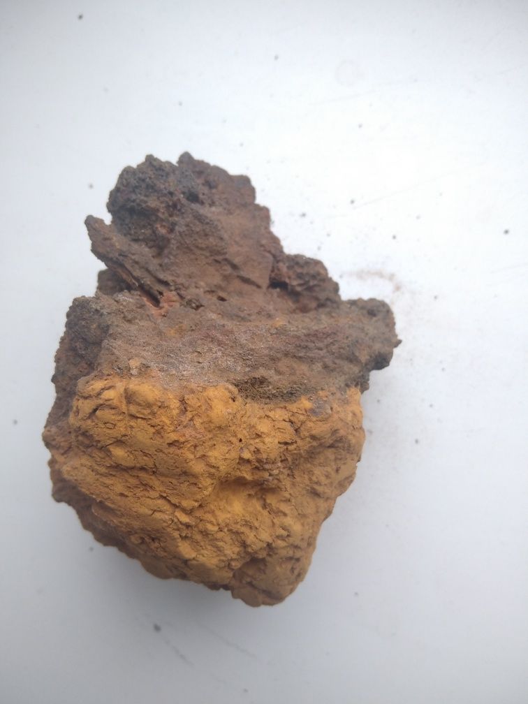 Продам Метеоритное железо, (лимонит), с высоким содержанием золота