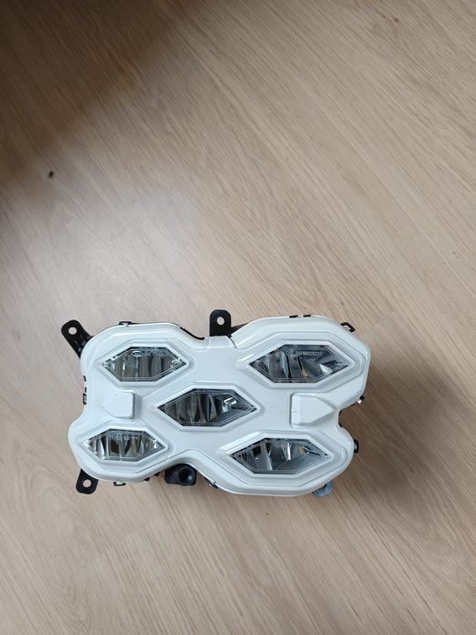 VW Golf VIII GTD 2021-halogen prawy led