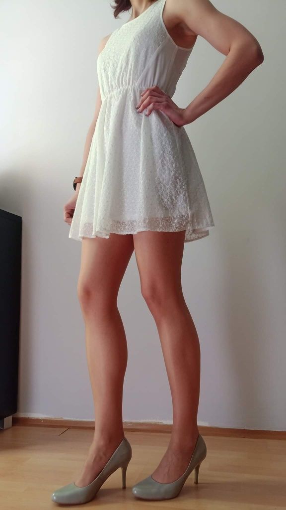 Biała sukienka z koronką H &M
