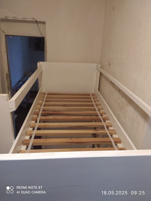 Продается духярусная кровать