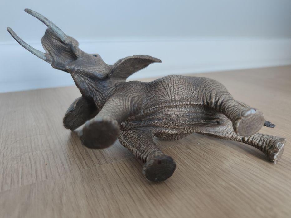 Figurka Schleich Słoń samiec