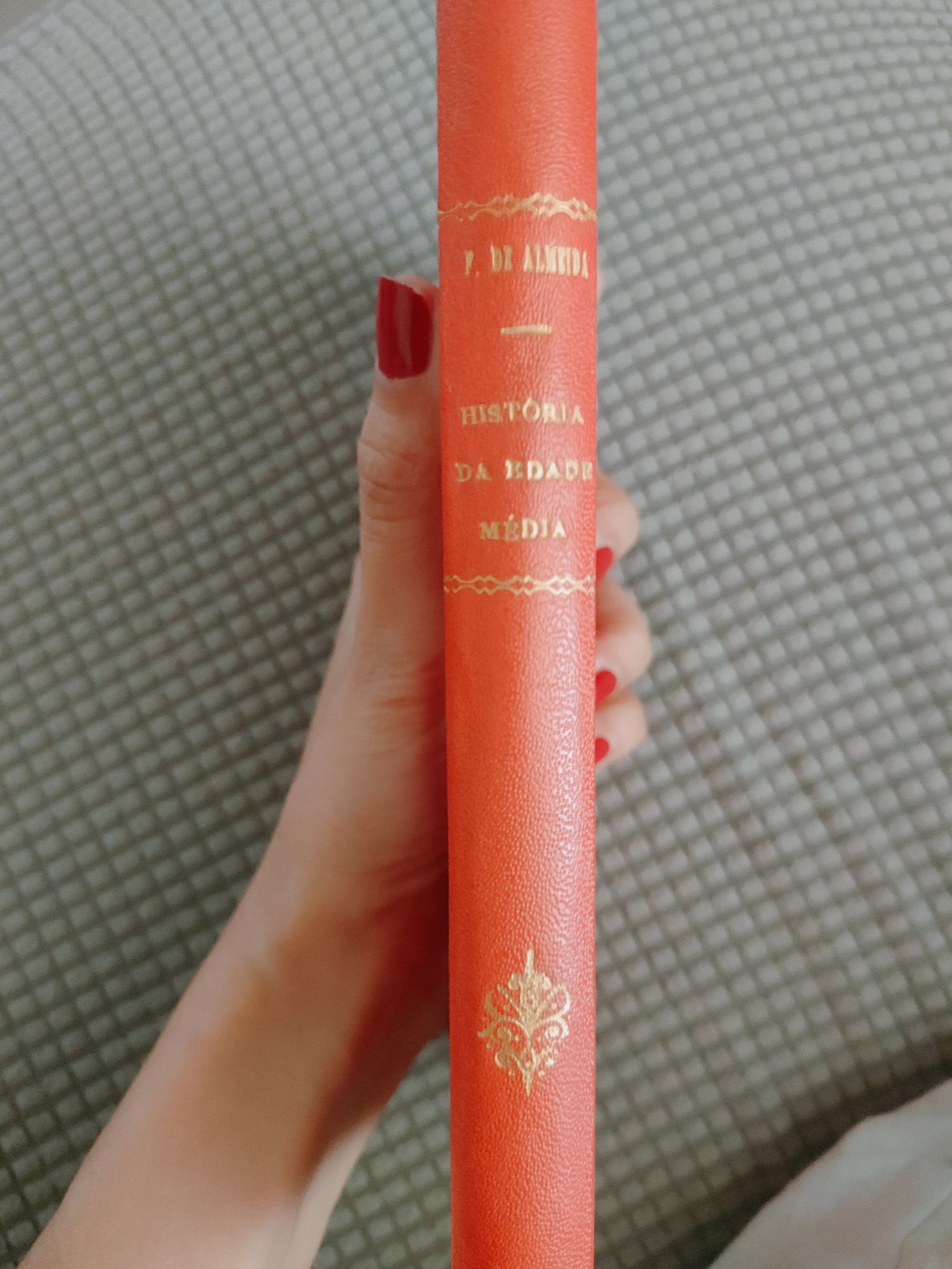 Livro História da Idade Média, Moderna e Contemporânea - 1905