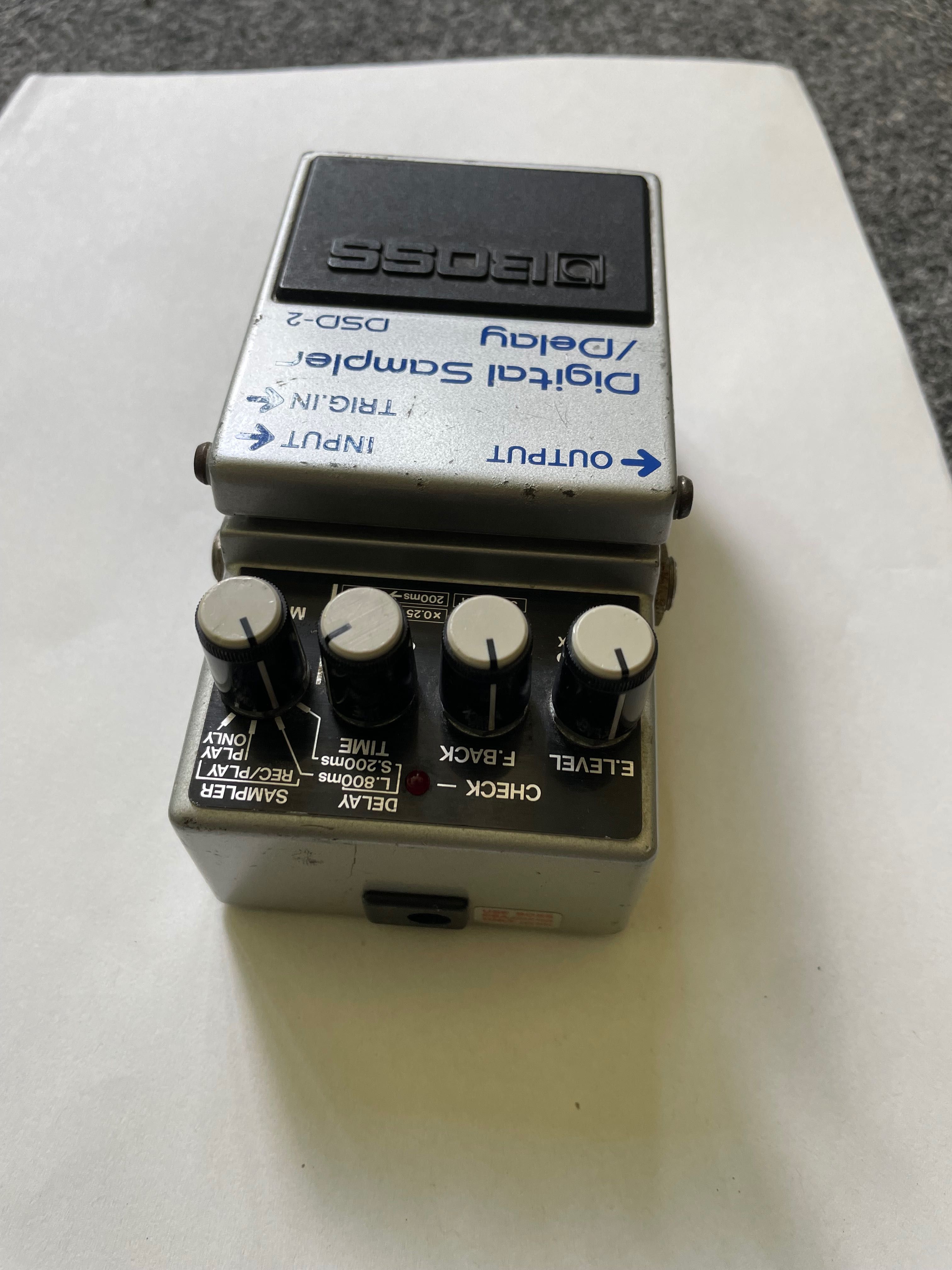 Boss DSD-2 digital sampler Delay