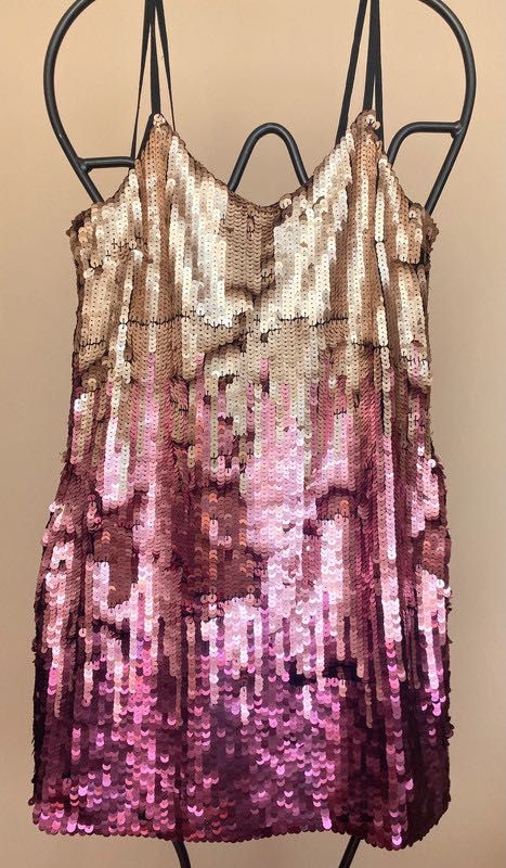 Na wesele/festiwal różowa cekinowa sukienka MINI ombre/glamour