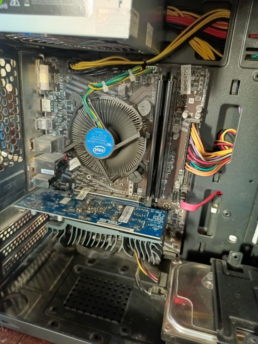 Игровой ПК i3 10100f мать b410h ОЗУ 16 gigabyte ssd 120gb hdd 1tb 1030
