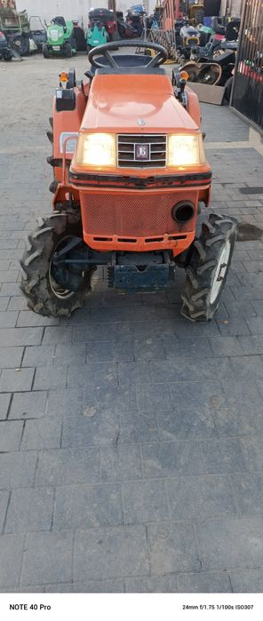 Traktorek ogrodowy Kubota Bultra b-14#4x4#dizel#hydraulika