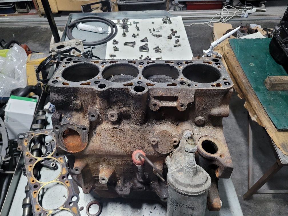 Motor 1.8 8V Golf MK2